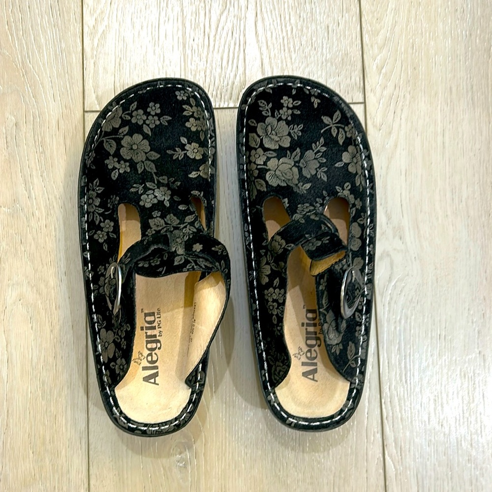 Alegría Flower Slip On Mule Shoes Size 37
